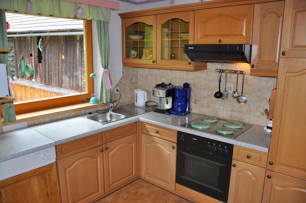 Appartement Almen-Kraeuter-Oberreiter à Dellach im Drautal Extérieur photo