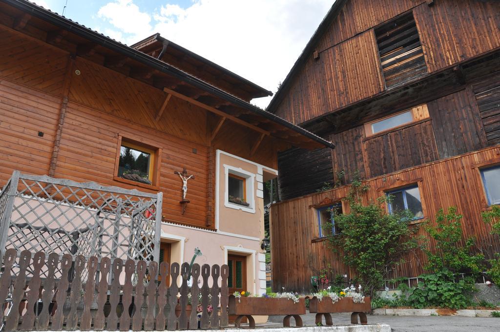 Appartement Almen-Kraeuter-Oberreiter à Dellach im Drautal Extérieur photo