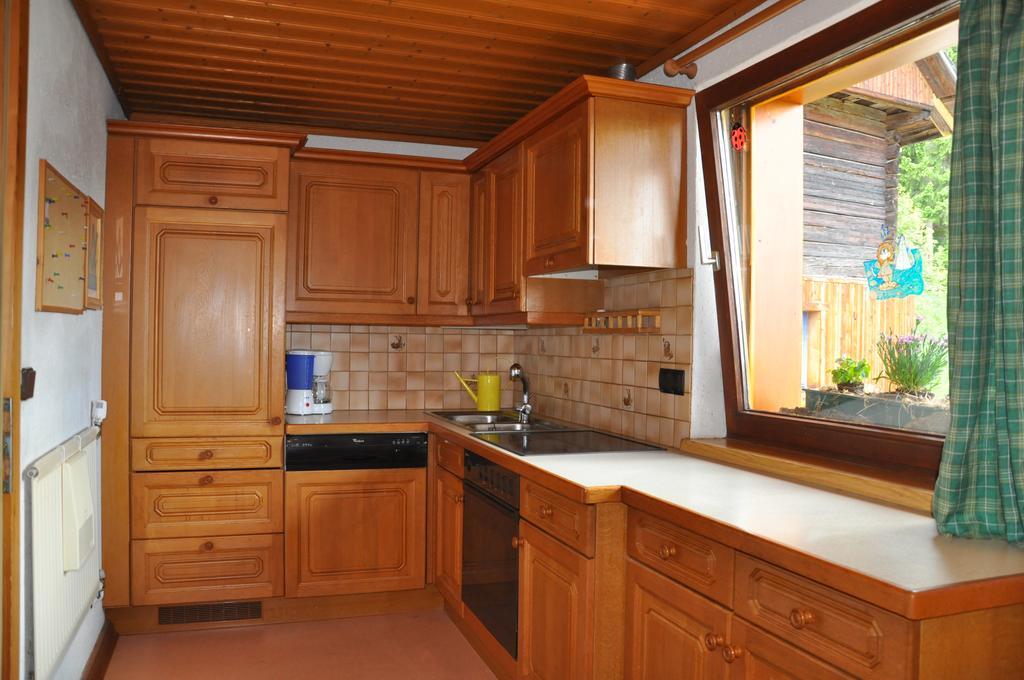 Appartement Almen-Kraeuter-Oberreiter à Dellach im Drautal Extérieur photo