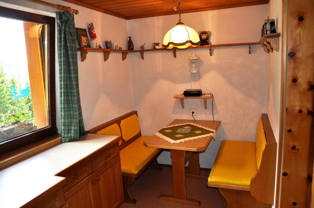 Appartement Almen-Kraeuter-Oberreiter à Dellach im Drautal Extérieur photo